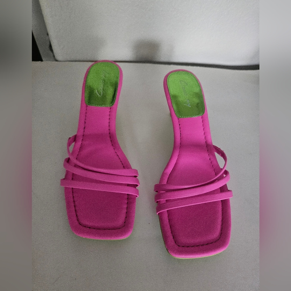 Free People Circus Pink Punch Cecily Sandal  Sizes 8🌺